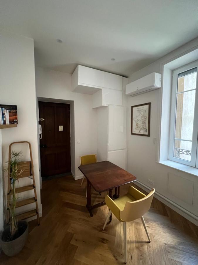 Nid De Calme Centrale Climatise Apartment Lyon Bagian luar foto